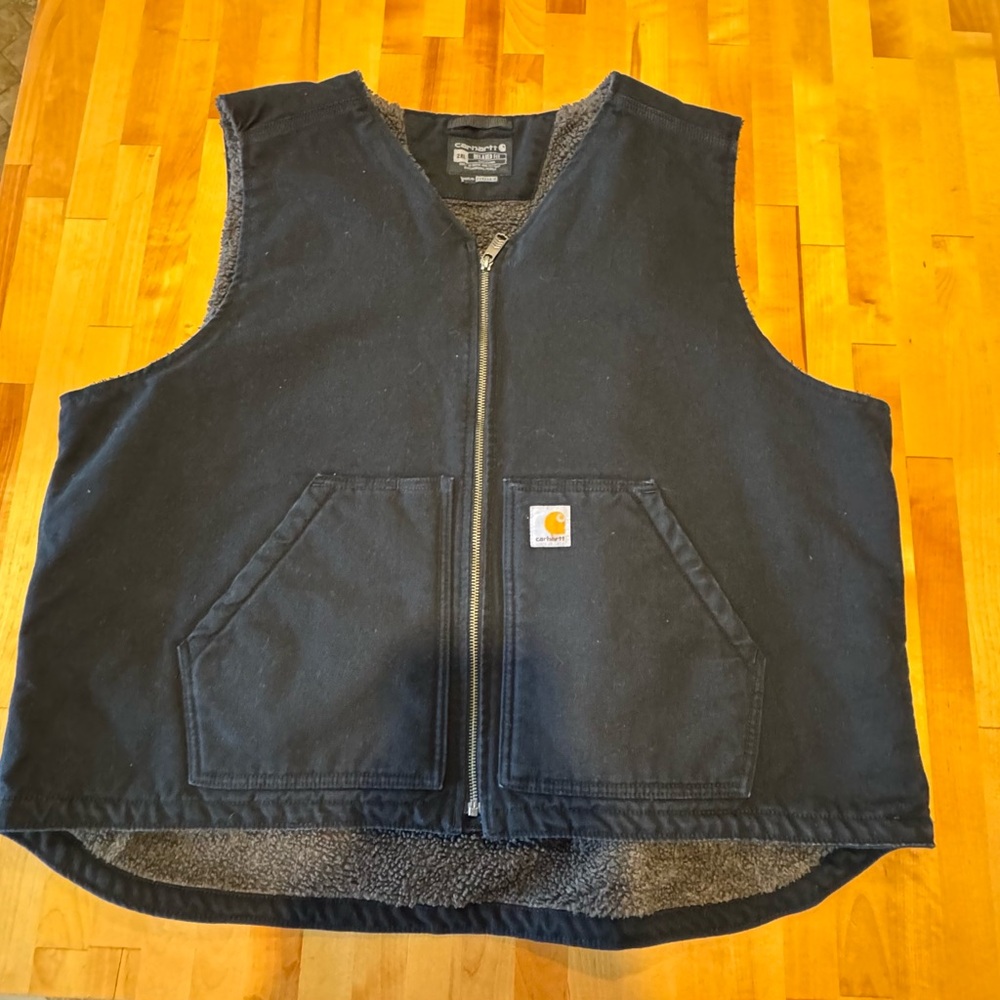 NWOT Carhartt Black Fleece-Lined Vest